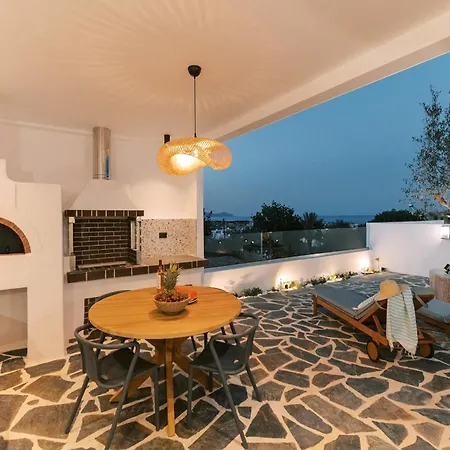 Square Luxury Villa Kalathos